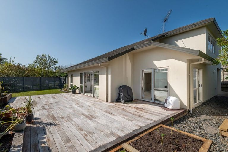 Photo of property in 16 Oakway Drive, Schnapper Rock, Auckland, 0632