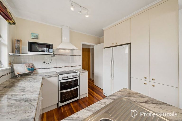 Photo of property in 3 York Avenue, Manor Park, Lower Hutt, 5019