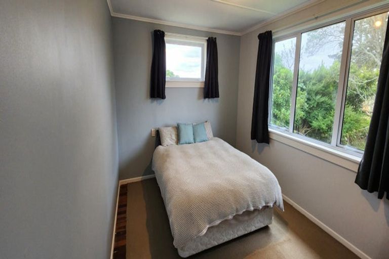 Photo of property in 17 Cumming Street, Okato, 4335