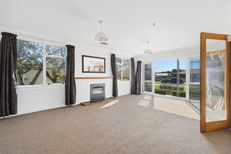 Photo of property in 1 Strange Street, Waitara, 4320