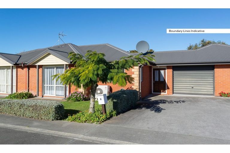 Photo of property in 65c Vagues Road, Northcote, Christchurch, 8052