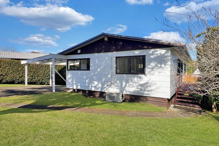 Photo of property in 1/30 Savoy Road, Glen Eden, Auckland, 0602
