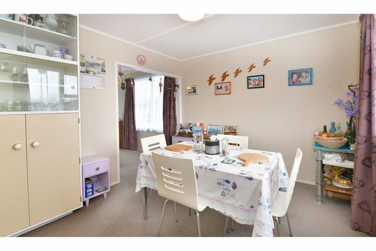 Photo of property in 31 Hillcrest Road, Hatfields Beach, Orewa, 0931