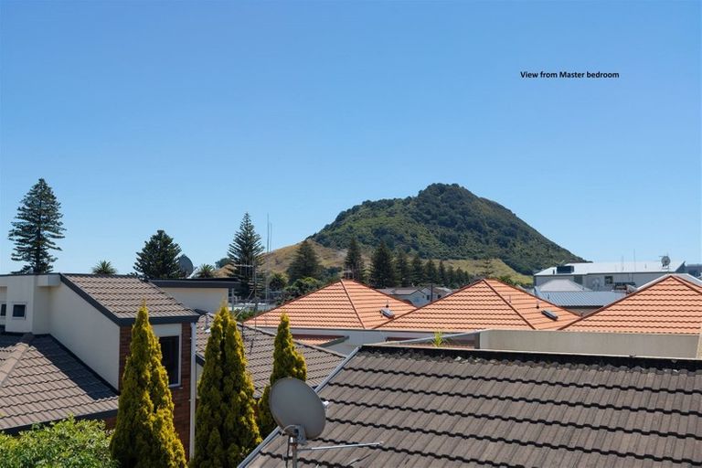 Photo of property in 4/35 Victoria Road, Mount Maunganui, 3116