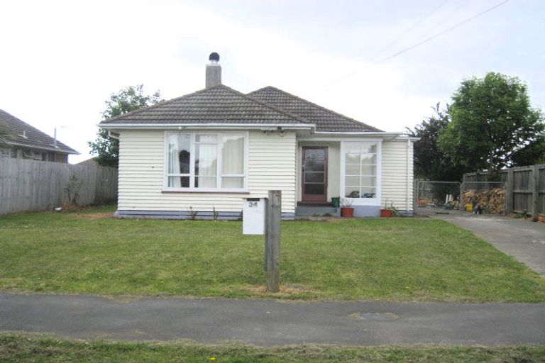 Photo of property in 34 Uxbridge Street, Redwood, Christchurch, 8051