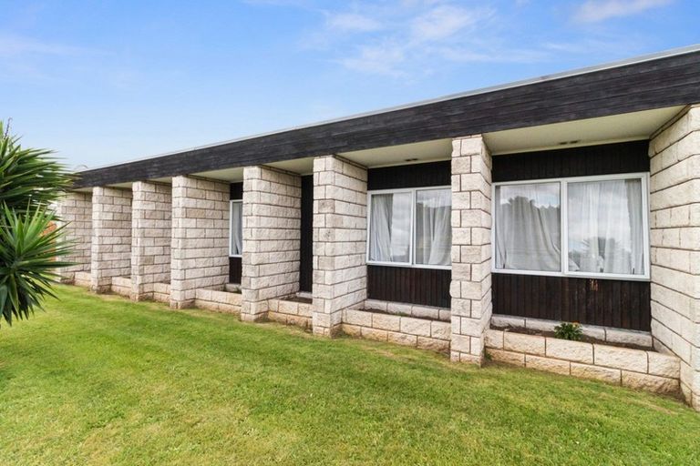 Photo of property in 2 Fencourt Crescent, Katikati, 3129