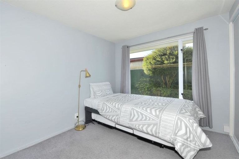 Photo of property in 2/33 Kintyre Drive, Broomfield, Christchurch, 8042