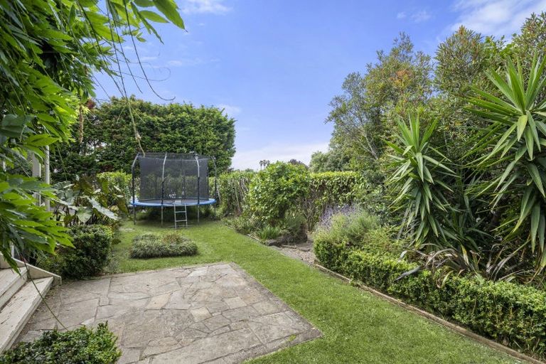 Photo of property in 65 Stevenson Road, Clarks Beach, 2122