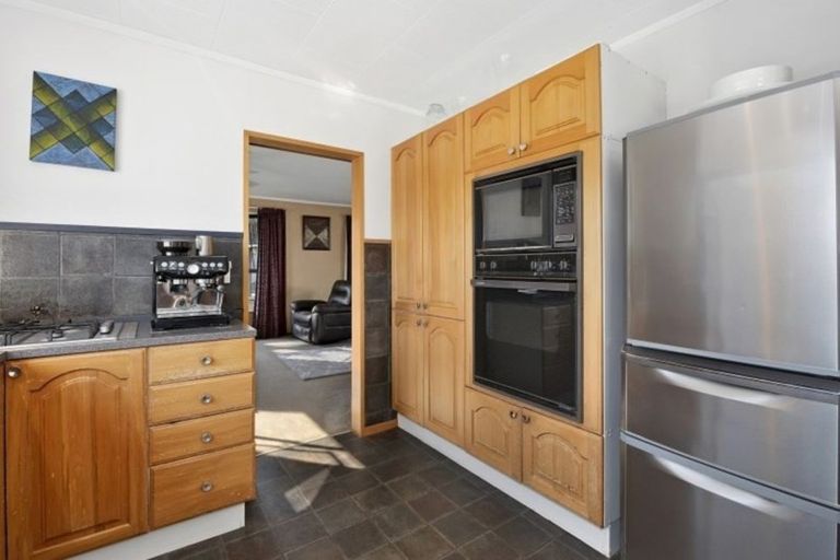 Photo of property in 21 Baltimore Crescent, Totara Park, Upper Hutt, 5018