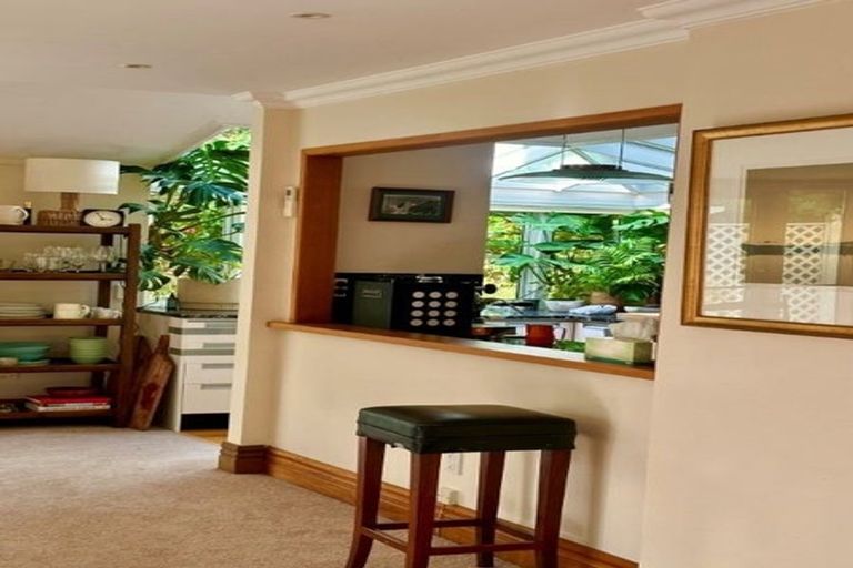 Photo of property in 15 Whiorau Grove, Lowry Bay, Lower Hutt, 5013