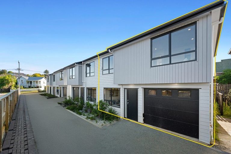 Photo of property in 8f Claridge Street, Glen Eden, Auckland, 0602