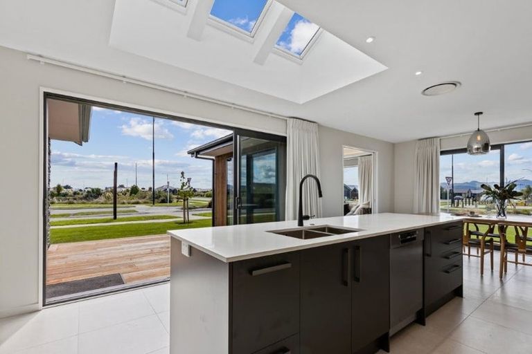 Photo of property in 6 Cam Mill Place, Rangiora, 7400