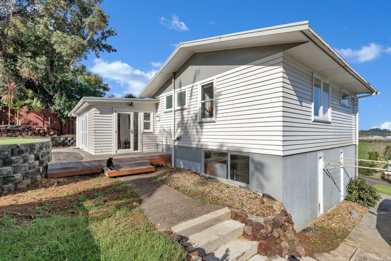 Photo of property in 15 Tanekaha Drive, Parahaki, Whangarei, 0112