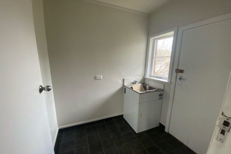 Photo of property in 162 Hutchinson Avenue, New Lynn, Auckland, 0600