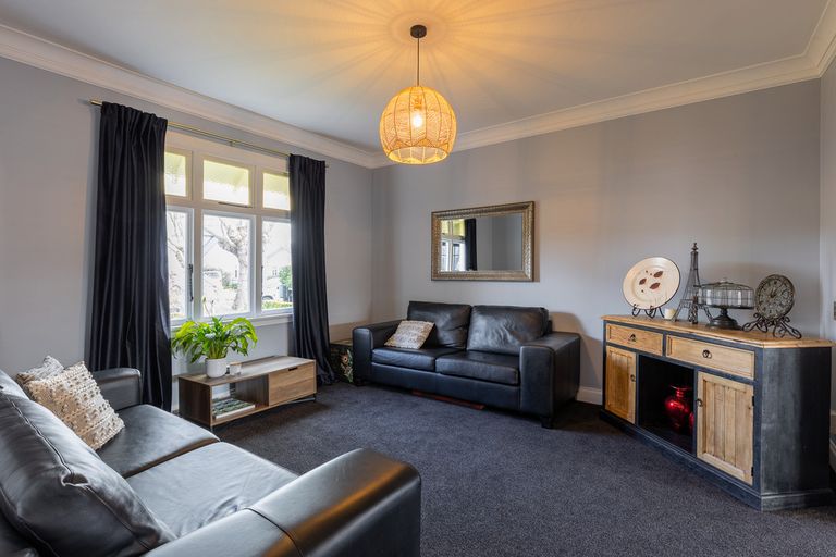 Photo of property in 23 Mere Mere Avenue, Palmerston North, 4414