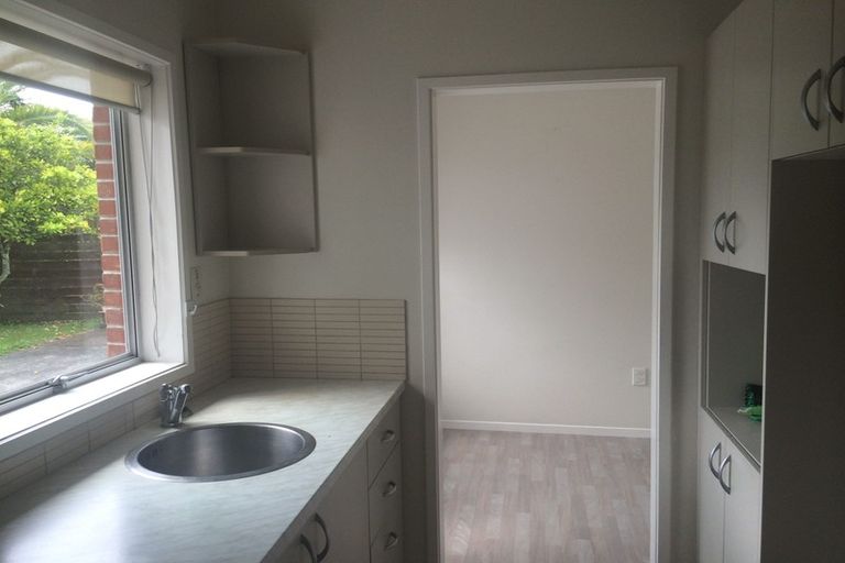 Photo of property in 2/67 Centreway Road, Orewa, 0931