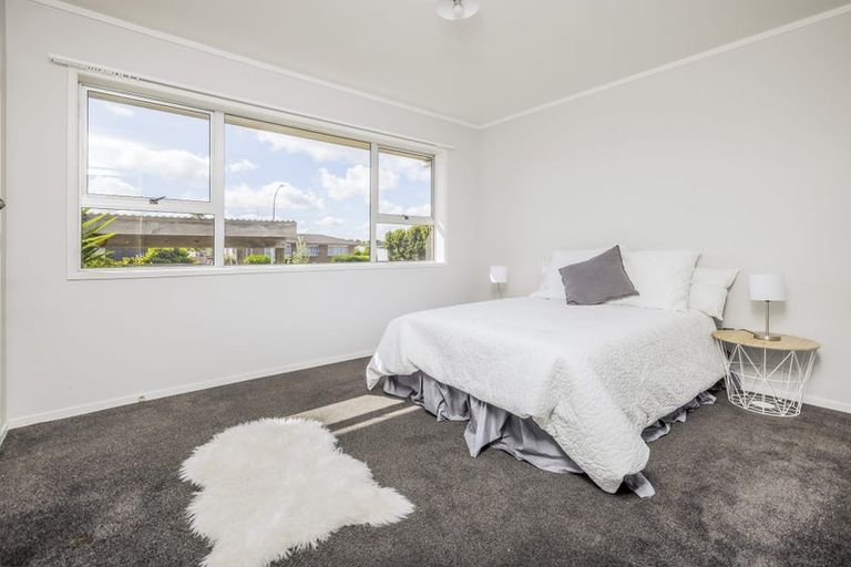 Photo of property in 23 John Walker Drive, Manurewa, Auckland, 2102