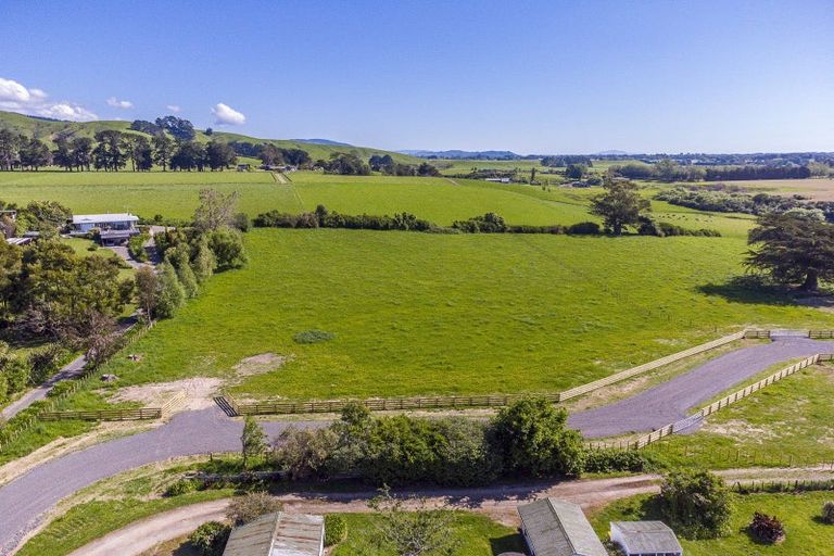 Photo of property in 291 Wallace Road, Koputaroa, Levin, 5571