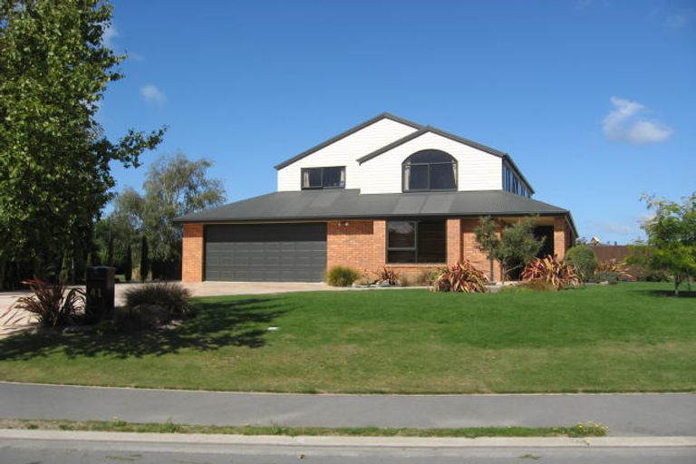Photo of property in 41 Durrell Way, Rolleston, 7614