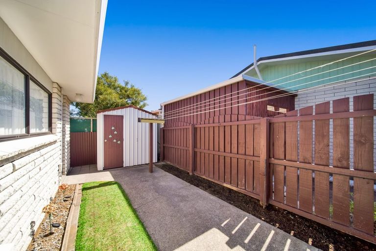 Photo of property in 1 Price Street, Westown, New Plymouth, 4310