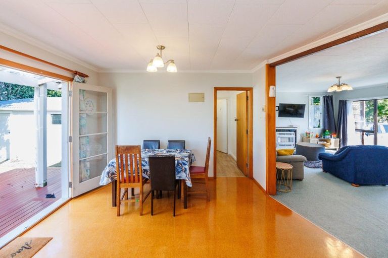 Photo of property in 27 Winchester Street, Awapuni, Palmerston North, 4412