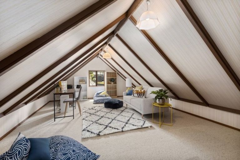 Photo of property in 14 Stanhope Grove, Korokoro, Lower Hutt, 5012