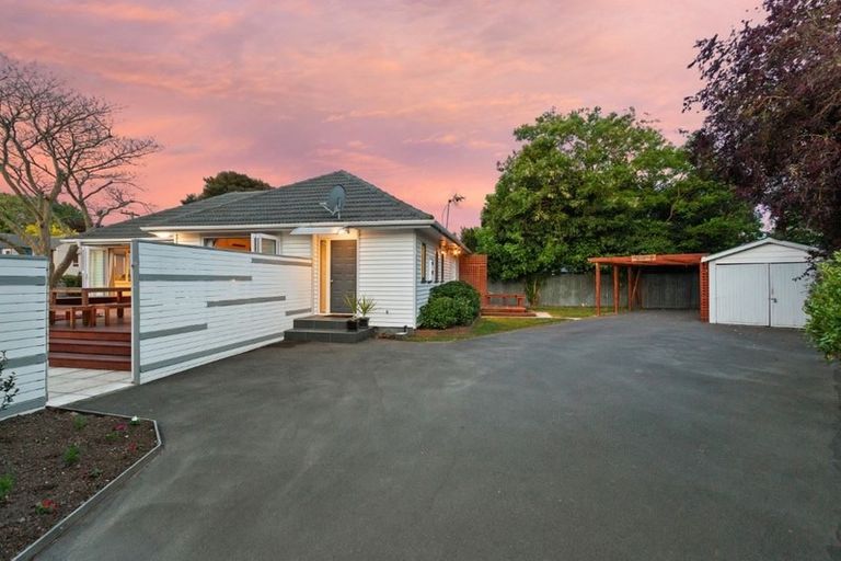 Photo of property in 40 Saint James Avenue, Papanui, Christchurch, 8053