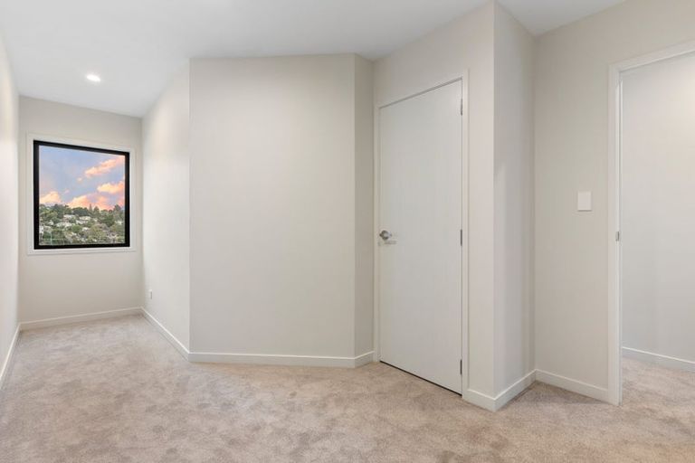 Photo of property in 27 Awhi Lane, Massey, 0614