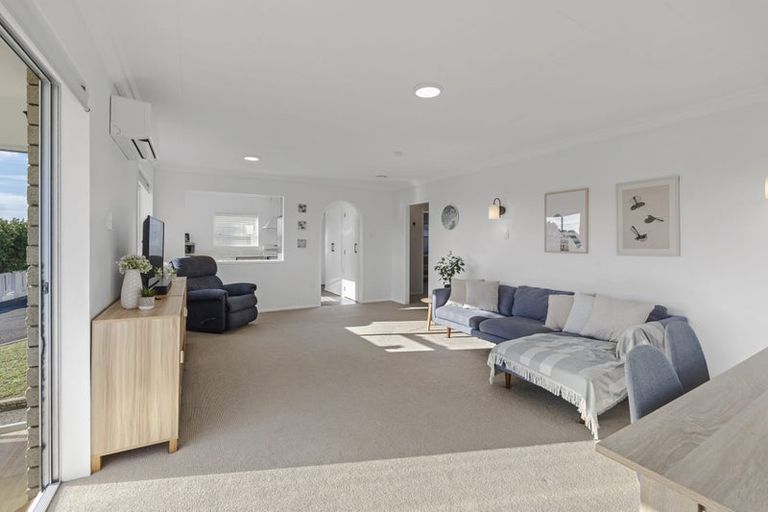 Photo of property in 27a Norwich Avenue, Spotswood, New Plymouth, 4310