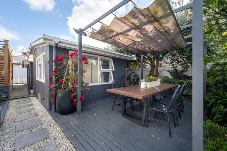 Photo of property in 29 Aurea Avenue, Pakuranga, Auckland, 2010