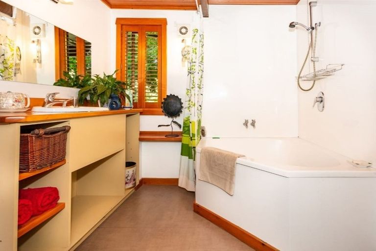 Photo of property in 189 Main Road, Allandale, Lyttelton, 8971