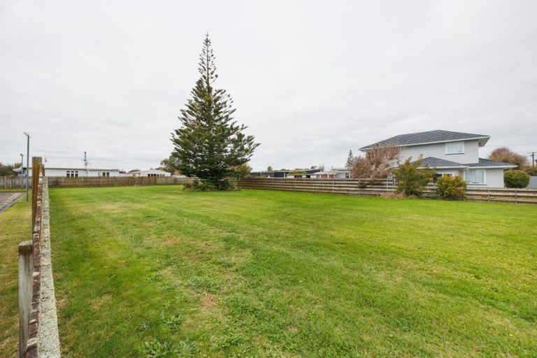 Photo of property in 33a Cook Street, Foxton, 4814