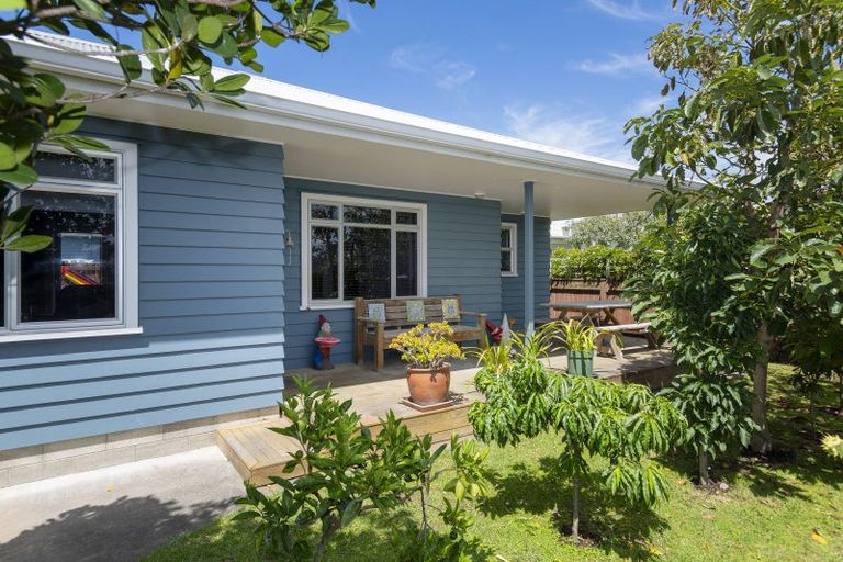 Photo of property in 96 Awapuni Road, Awapuni, Gisborne, 4010
