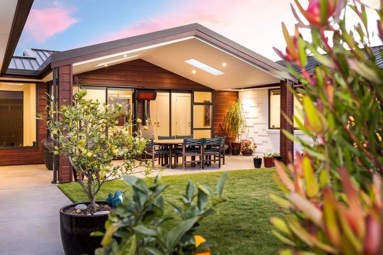 Photo of property in 2 Clifford Close, Leamington, Cambridge, 3432