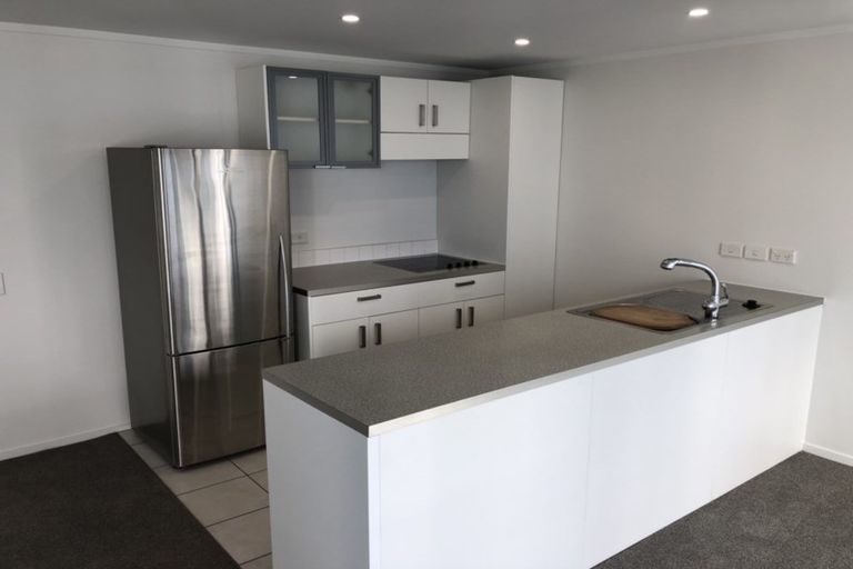 Photo of property in H47 Apartments, 801/47 Hobson Street, Auckland Central, Auckland, 1010