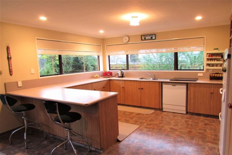 Photo of property in 63 Greenstone Road, Kumara, 7832