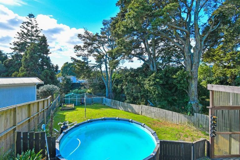 Photo of property in 102 Lawrence Crescent, Hillpark, Auckland, 2102