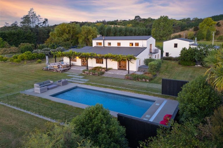 Photo of property in 147 Black Rock Road, Te Ore Ore, Masterton, 5886