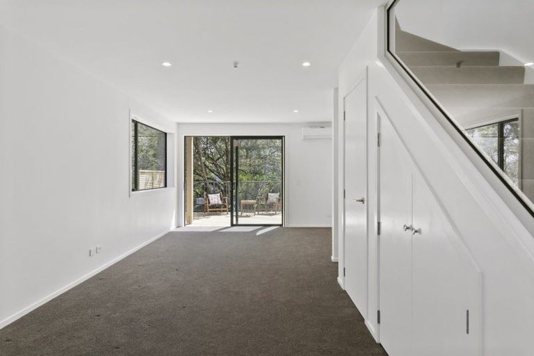 Photo of property in 9/96 Washington Avenue, Brooklyn, Wellington, 6021