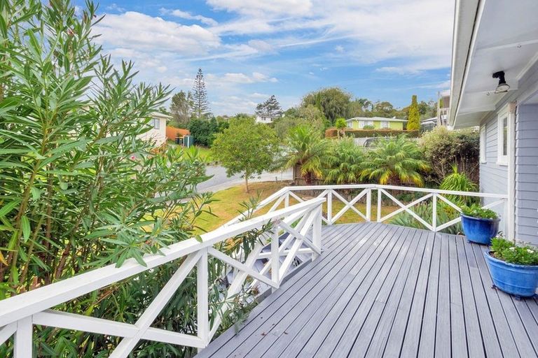 Photo of property in 89 Bond Crescent, Forrest Hill, Auckland, 0620