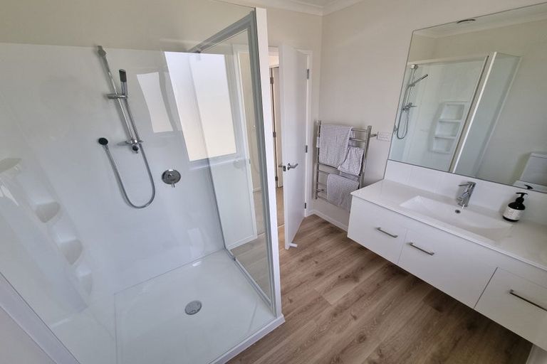 Photo of property in 73 Riley Crescent, Papamoa Beach, 3118