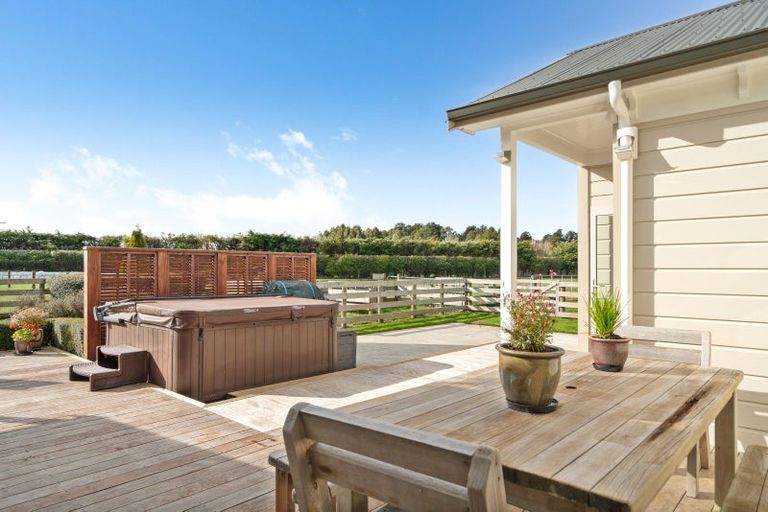 Photo of property in 270 Hughes Line, West Taratahi, Masterton, 5887