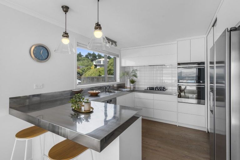 Photo of property in 82 Cliffs Road, Saint Clair, Dunedin, 9012