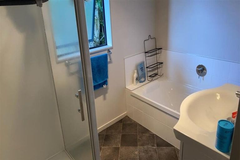 Photo of property in 80a Welcome Bay Road, Welcome Bay, Tauranga, 3112