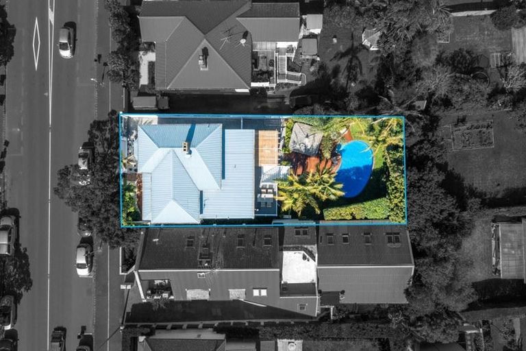 Photo of property in 143 Victoria Road, Devonport, Auckland, 0624