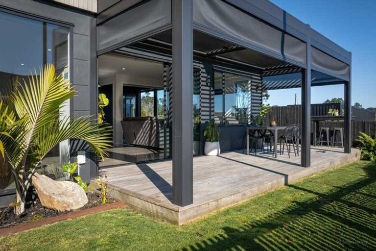 Photo of property in 4 Omahina Street, Raglan, 3225