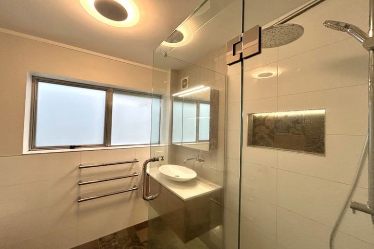 Photo of property in 2/13 Park Avenue, Takapuna, Auckland, 0622