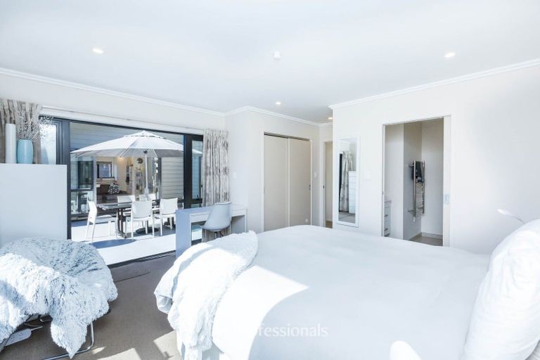 Photo of property in 27 Somerby Mews, Silverstream, Upper Hutt, 5019