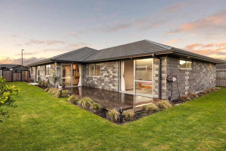 Photo of property in 9 Kowaro Street, Rototuna North, Hamilton, 3210