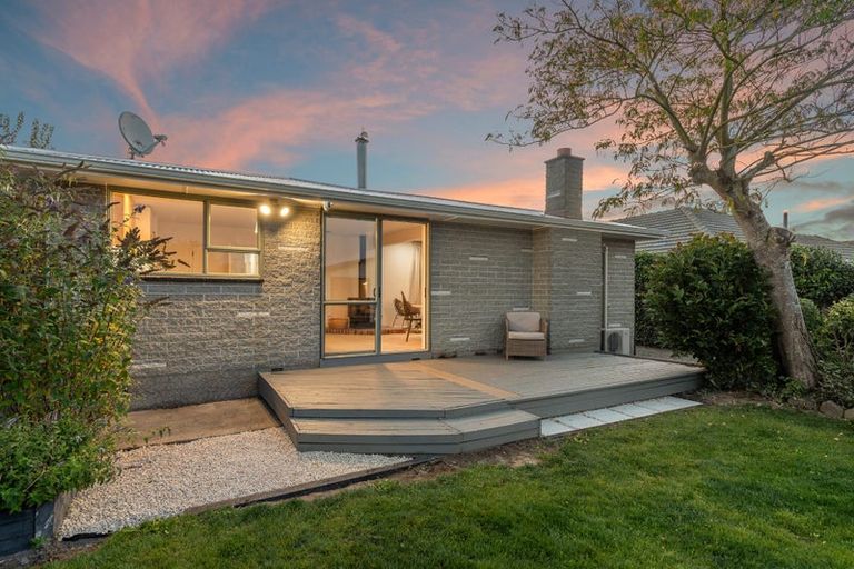 Photo of property in 26 Chedworth Avenue, Bishopdale, Christchurch, 8053